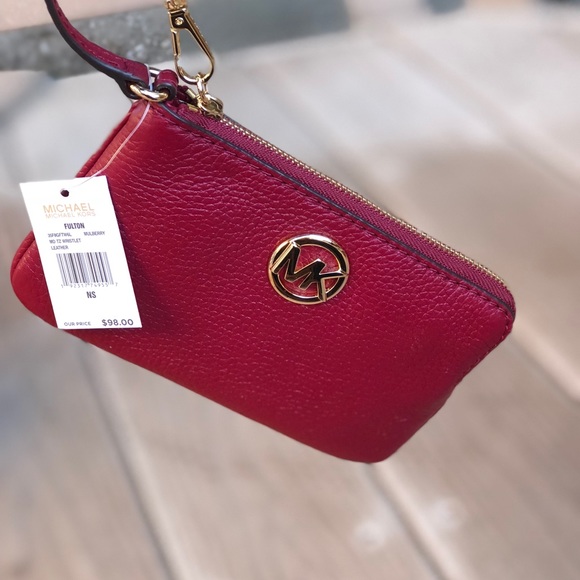 Michael Kors Fulton TZ medium wristlet - Picture 4 of 8